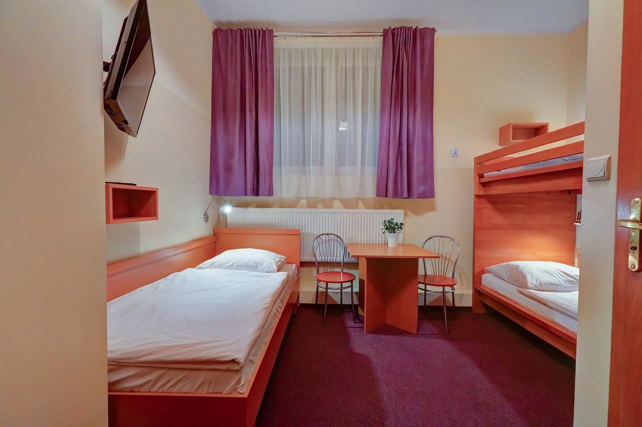 Хостелы Hostel Evotel Зелонка